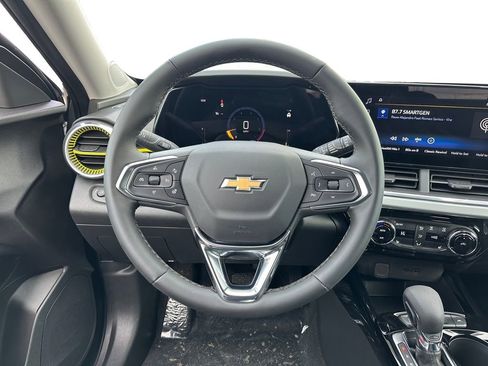 New 2026 Chevrolet Trax LT w/ LT Convenience Package image 12