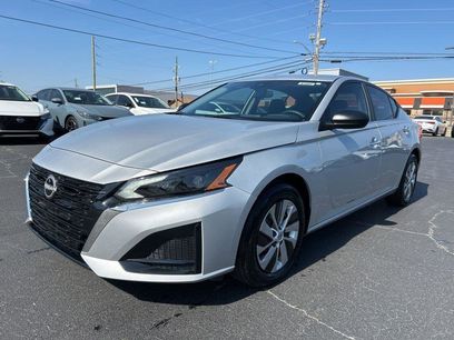 New 2025 Nissan Altima 2.5 S