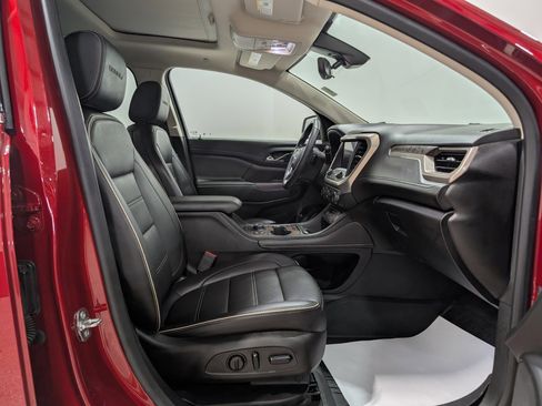 Used 2021 GMC Acadia Denali w/ Denali Technology Package image 19