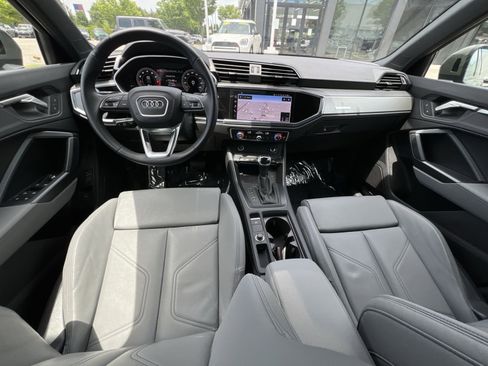 Used 2024 Audi Q3 2.0T Premium Plus AWD/4WD image 2