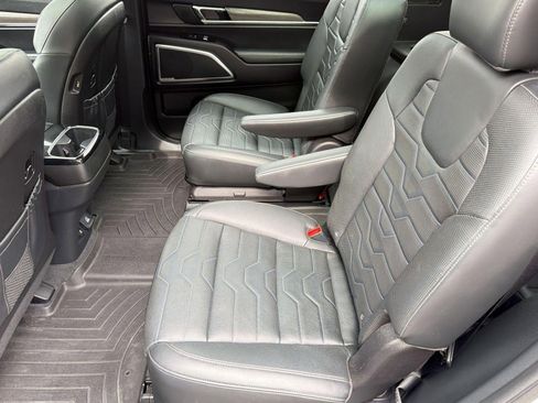 Used 2021 Kia Telluride SX w/ SX Prestige Package AWD/4WD image 13