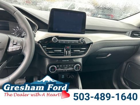Certified 2022 Ford Escape SE w/ Convenience Package image 18
