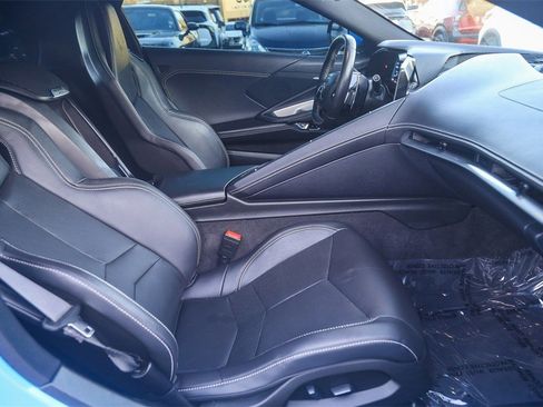 Used 2023 Chevrolet Corvette Stingray Coupe w/ Z51 Performance Package image 12