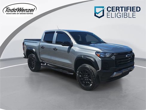 Used 2023 Chevrolet Colorado Trail Boss w/ Technology Package AWD/4WD image 1