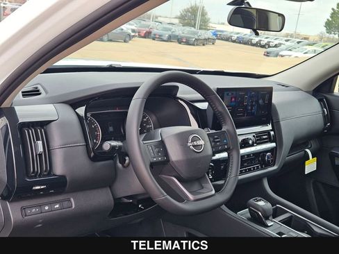 New 2026 Nissan Pathfinder SV image 13