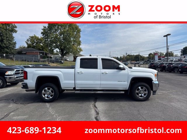 Used 2015 GMC Sierra 2500 SLE w/ SLE Preferred Package AWD/4WD image 1