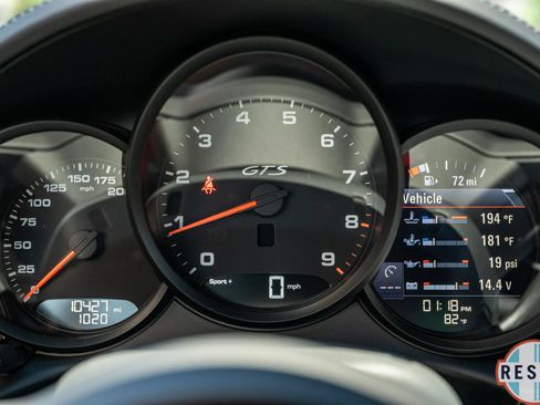 Used 2024 Porsche 718 Cayman GTS RWD image 10