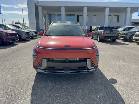 Used 2025 Hyundai Kona Limited image 3