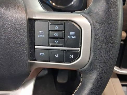 Used 2024 Ford Expedition Limited image 33