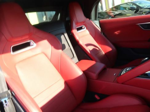 Used 2020 Jaguar F-TYPE R image 20