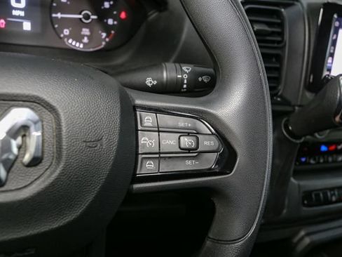 Used 2026 RAM ProMaster 2500 w/ Convenience Group FWD image 27