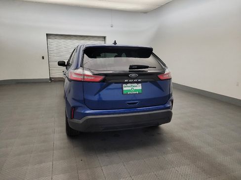 Used 2021 Ford Edge SE w/ Cargo Accessory Package FWD image 6
