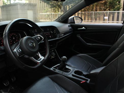 Used 2019 Volkswagen Jetta GLI Autobahn FWD image 13