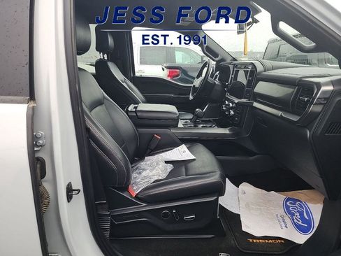 Used 2025 Ford F150 Lariat w/ Equipment Group 502A High image 7