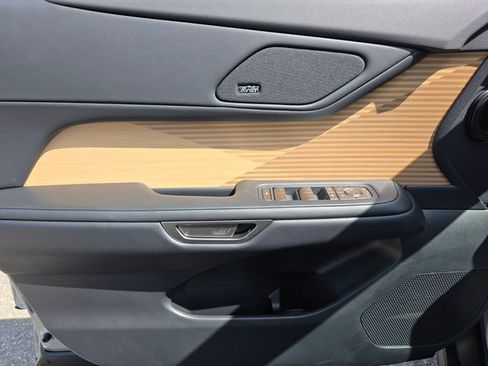 New 2026 Lexus ES 350e FWD image 24
