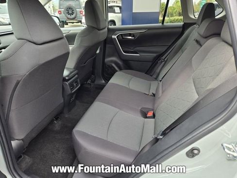 Used 2023 Toyota RAV4 XLE w/ Convenience Package image 9