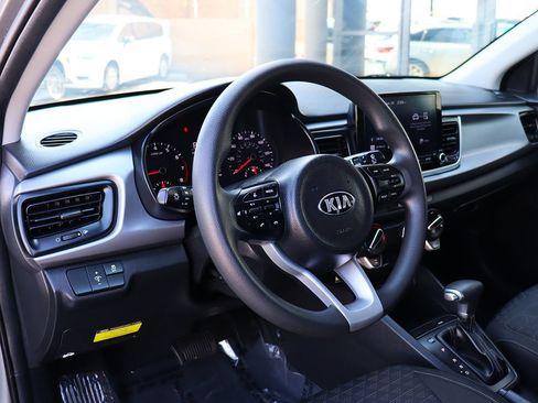 Used 2021 Kia Rio S FWD image 39