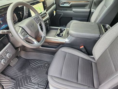 New 2026 Chevrolet Silverado 2500 LT w/ Trail Boss Package AWD/4WD image 4