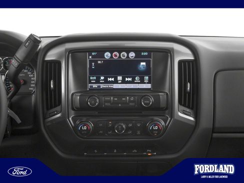 Used 2018 Chevrolet Silverado 1500 LT w/ All Star Edition AWD/4WD image 7