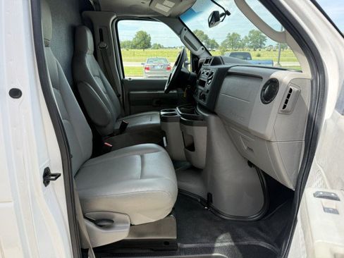 Used 2021 Ford E-350 and Econoline 350 Super Duty w/ Power Windows & Locks Group RWD image 9