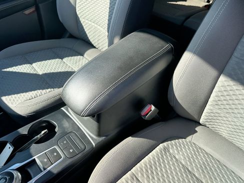 Used 2021 Ford Escape SE w/ Convenience Package image 20