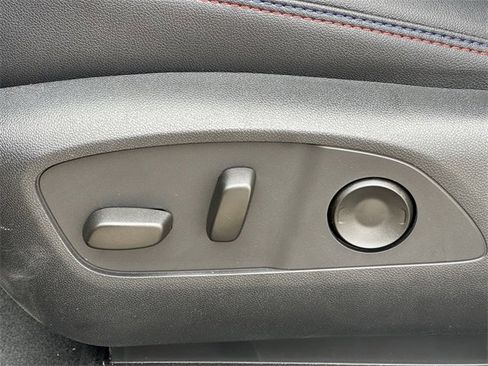 New 2025 Chevrolet Blazer EV RS image 24