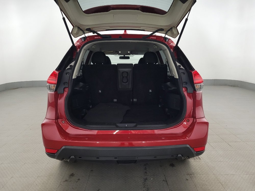 Used 2017 Nissan Rogue SV AWD/4WD image 29