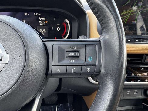 Used 2021 Nissan Rogue Platinum image 24