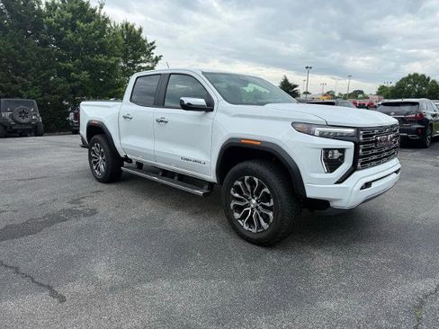 Used 2026 GMC Canyon Denali AWD/4WD image 2