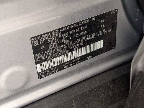 Used 2023 Toyota RAV4 LE AWD/4WD image 32