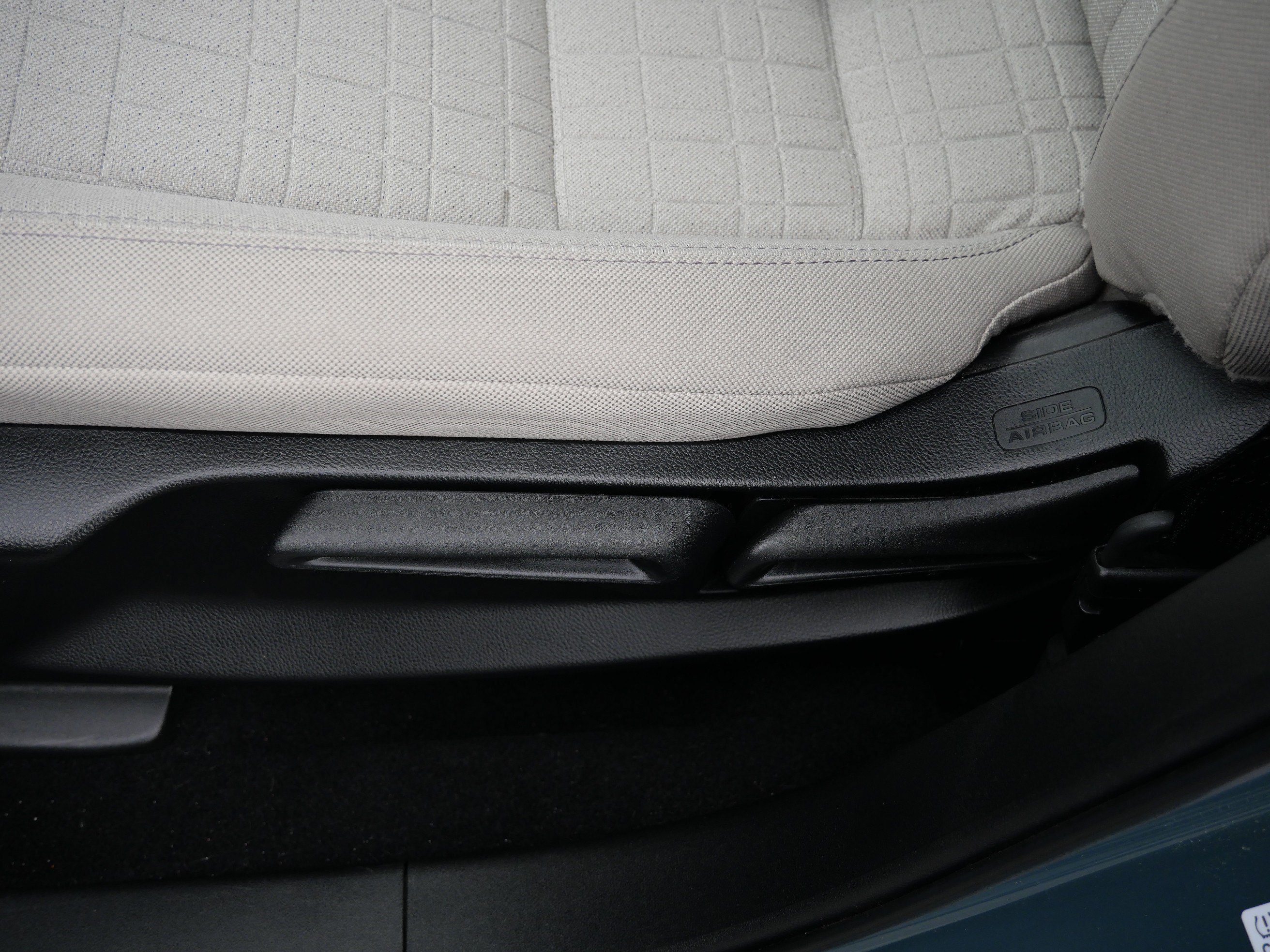 Used 2024 Honda HR-V LX image 20