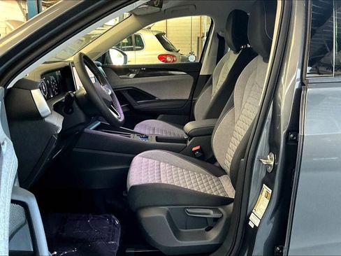 New 2025 Volkswagen Tiguan S image 18