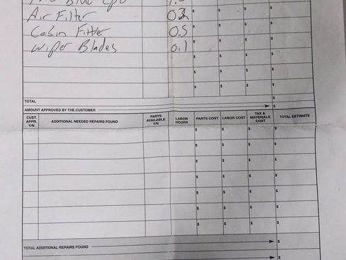 Used 2023 Kia Sportage EX image 4