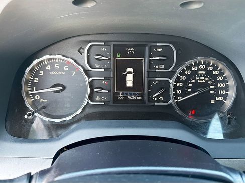 Used 2020 Toyota Tundra SR5 w/ SR5 Upgrade Package image 38