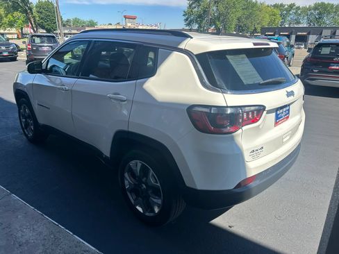Used 2021 Jeep Compass Limited AWD/4WD image 32