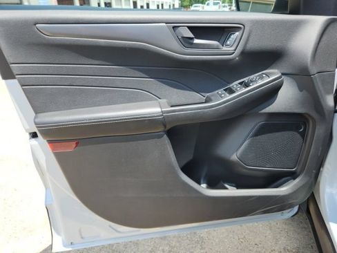 Used 2025 Ford Escape Active FWD image 28