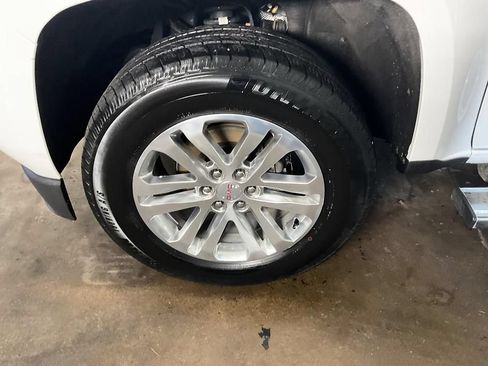 Used 2019 GMC Canyon SLT w/ Driver Alert Package AWD/4WD image 12