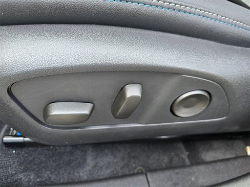 New 2026 Chevrolet Equinox EV LT image 26