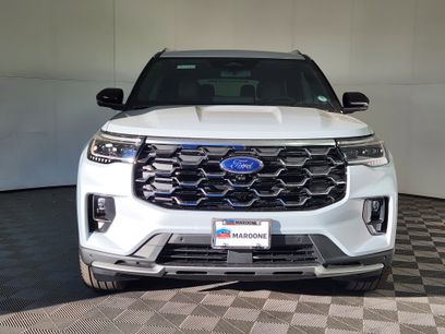 New 2026 Ford Explorer Platinum w/ LUX Leather Package