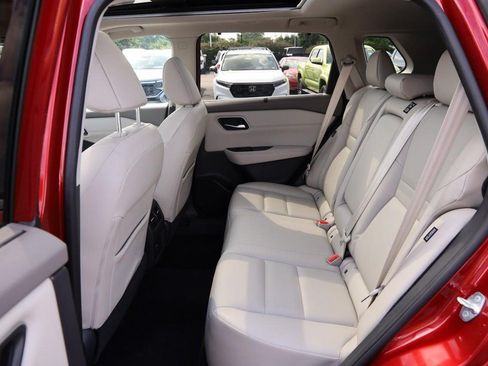 Used 2021 Nissan Rogue SV w/ Premium Package AWD/4WD image 11