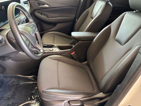 Used 2025 Buick Encore GX Preferred FWD image 25