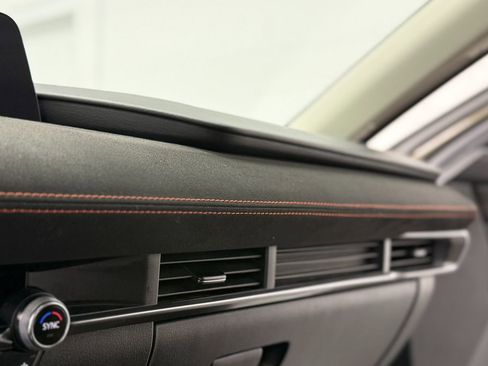 Used 2024 MAZDA MAZDA3 s image 15