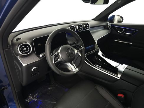 Certified 2026 Mercedes-Benz GLC 300 4MATIC image 8
