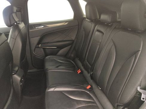 Used 2017 Lincoln MKC Premiere FWD image 18