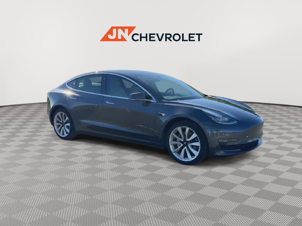 Used 2019 Tesla Model 3 Standard Range Plus RWD image 2
