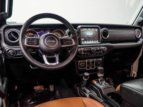 Used 2023 Jeep Gladiator Overland w/ LED Lighting Group image 14