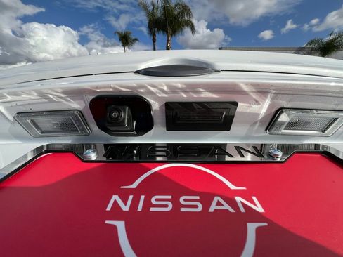 New 2025 Nissan Sentra SR image 11