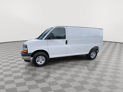New 2026 Chevrolet Express 2500 w/ Driver Convenience Package RWD image 5