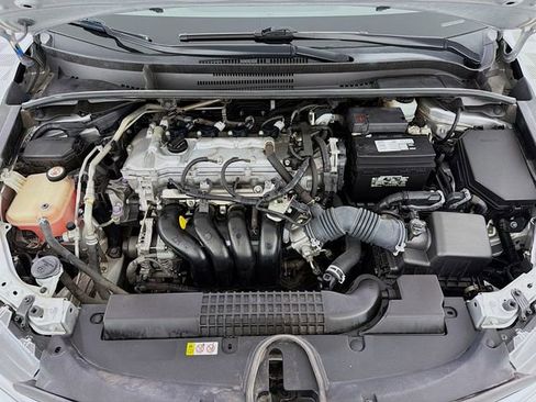 Used 2020 Toyota Corolla LE FWD image 27