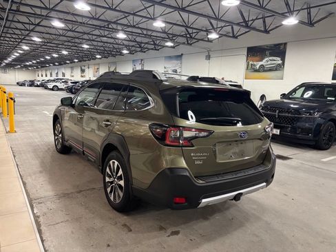 Used 2025 Subaru Outback Touring XT AWD/4WD image 3